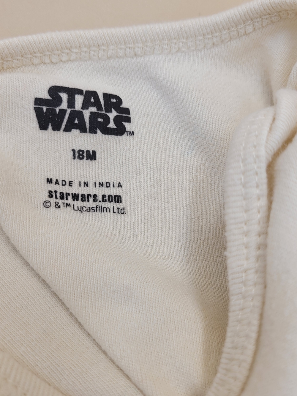 Star Wars Cream Infant Bodysuit with Black Logo "Im All Ears" - Picture 5 of 5